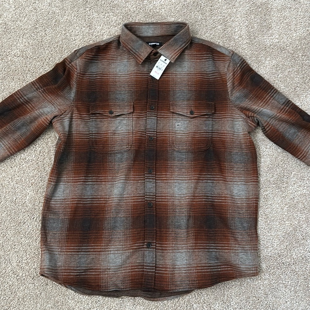 NWT Express Flannel size XL - super soft!